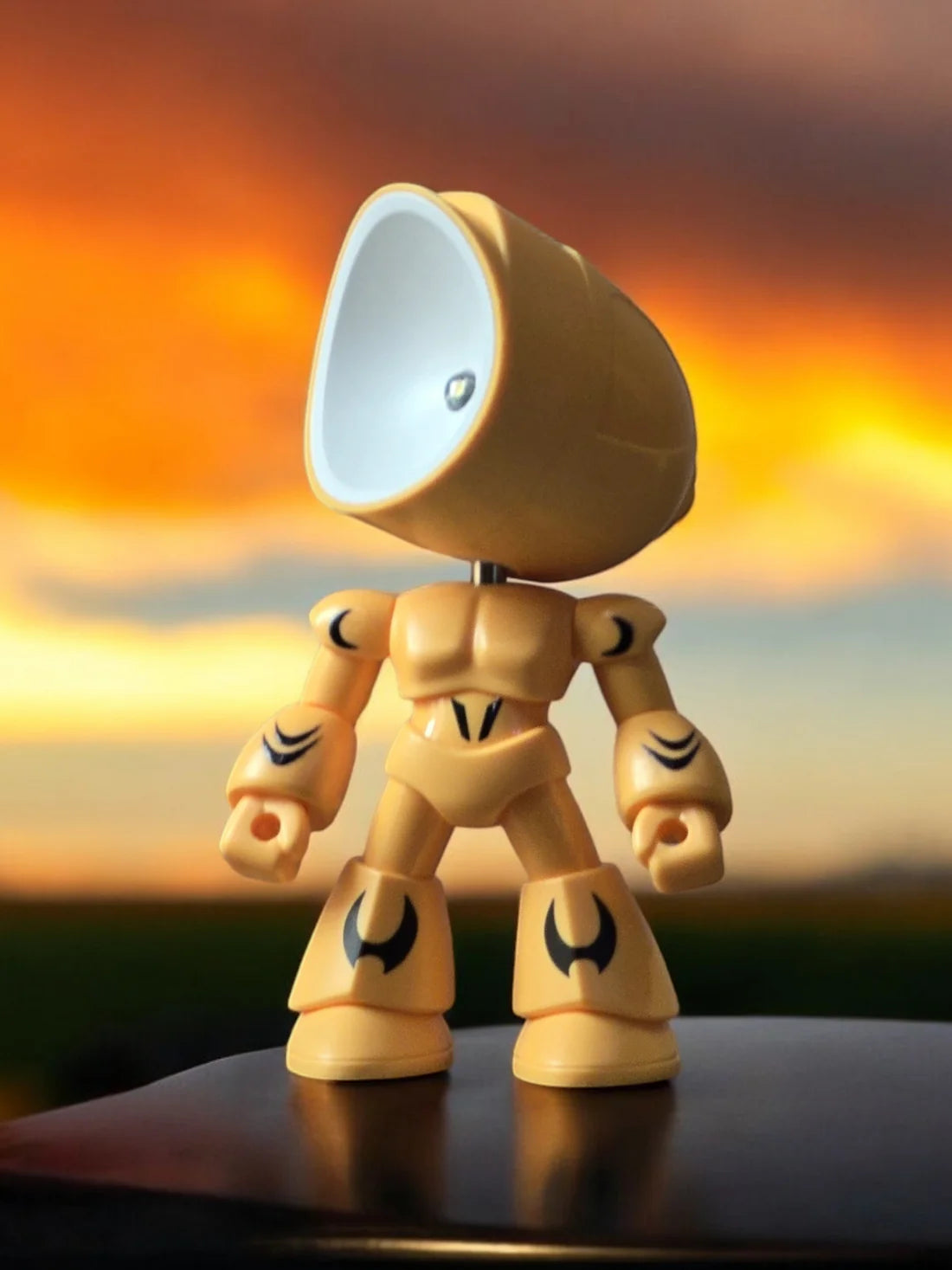 Mini Hero Lamp
