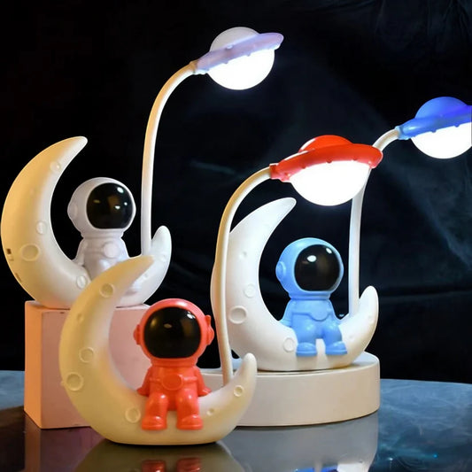 Astronaut Night Lamp