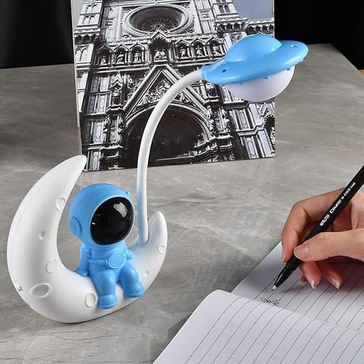Astronaut Night Lamp